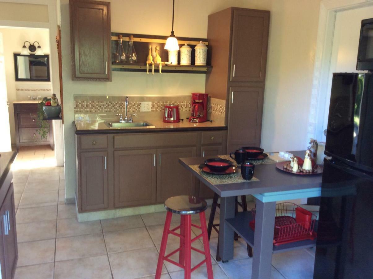Mediteranean Style Ohana Rental / Garden Bungalow In Pahoa Honolulu Landing Kültér fotó
